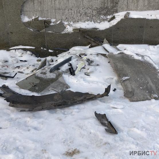 Павлодарда жол-көлік апатынан ескерткіш зақымдалған