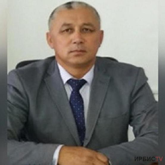 Баянауыл ауданындағы қарды бейнеге түсіргені үшін әйелді кешірім сұратқан әкім өзі жазаға тартылды