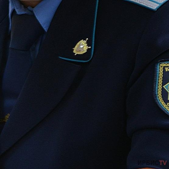 Железин ауданының прокуроры қызметіне қайта оралғаннан кейін бір ай өткен соң қайта жұмыстан шығарылды