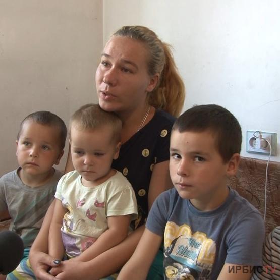 Павлодарда жас ана бес баласымен саяжайда тұрып жатыр